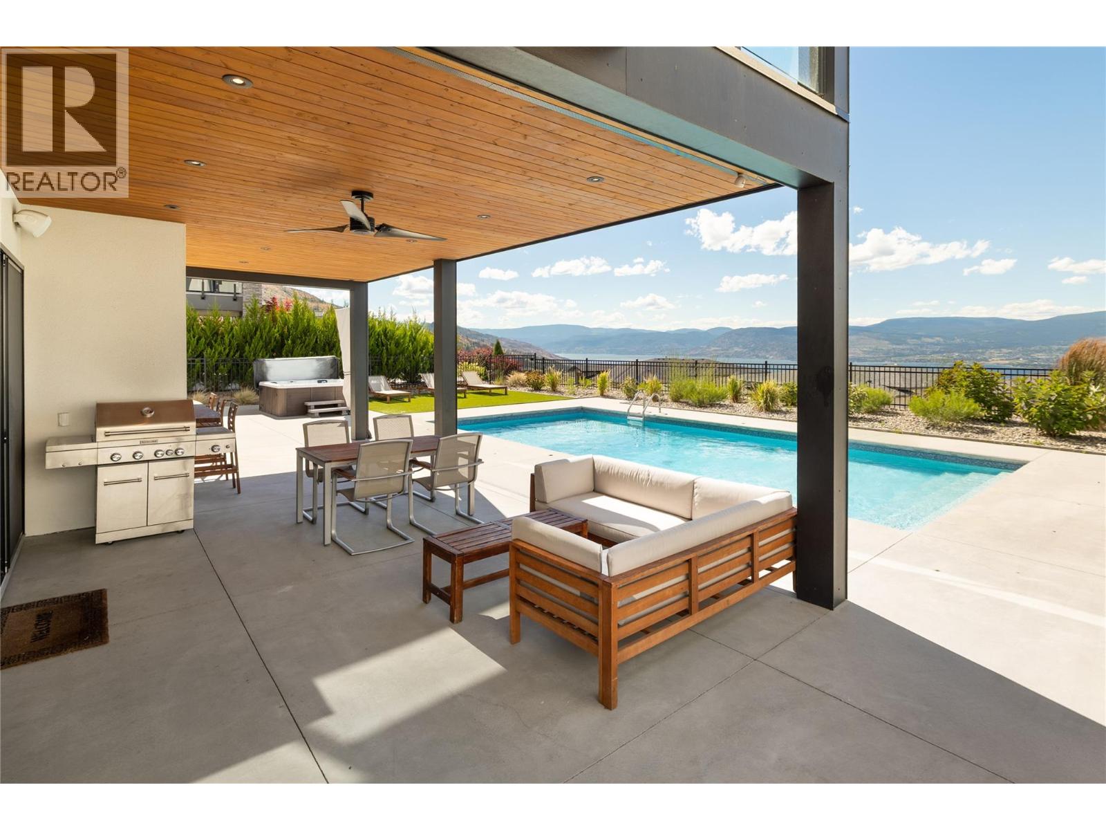 5552 Upper Mission Drive - Image 38