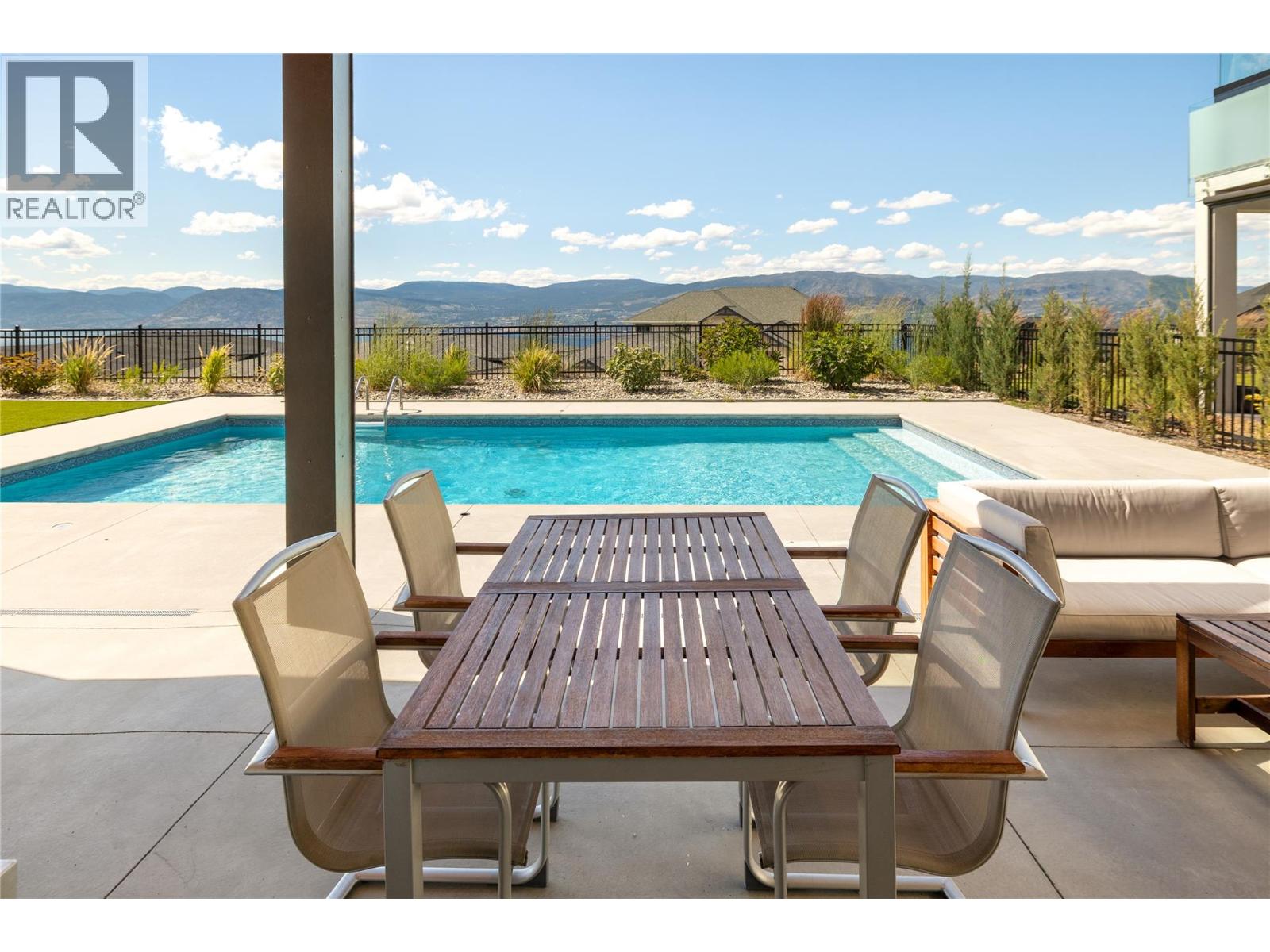 5552 Upper Mission Drive - 40