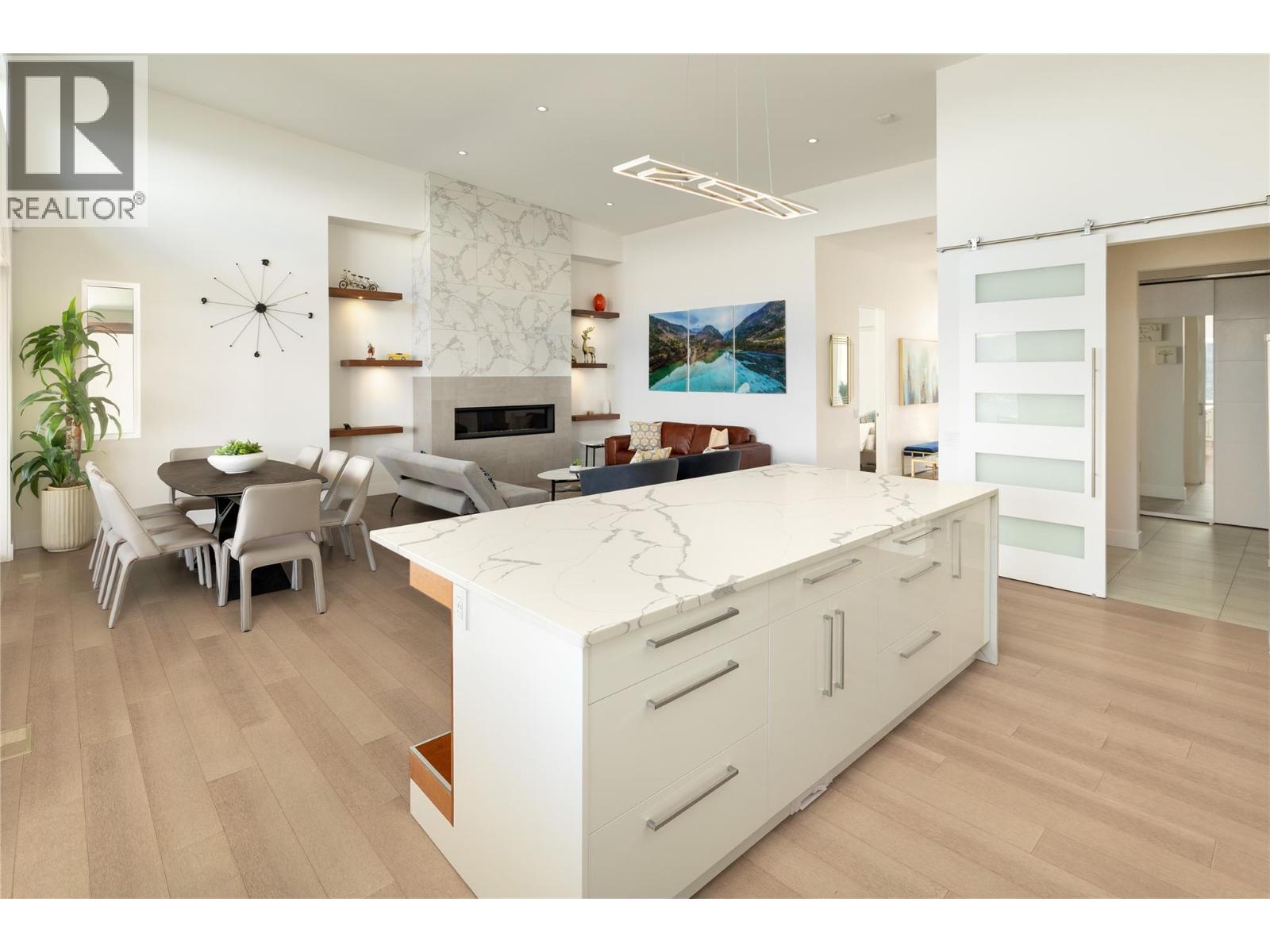 5552 Upper Mission Drive - 6