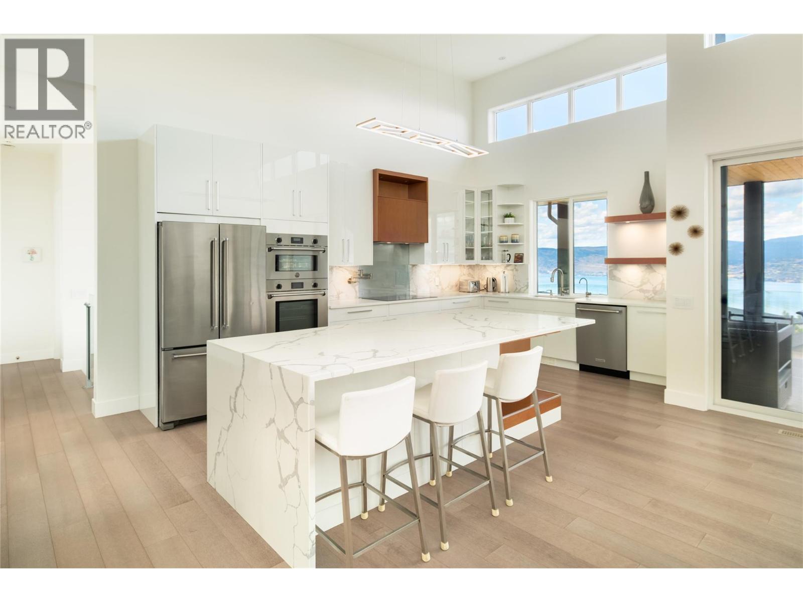 5552 Upper Mission Drive - Image 7