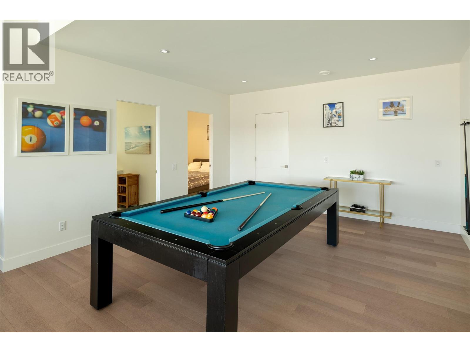 5552 Upper Mission Drive - 34