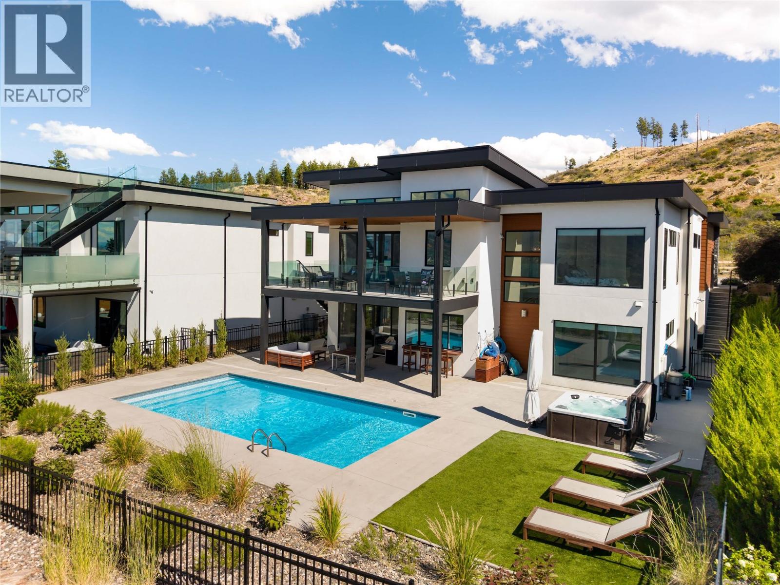 5552 Upper Mission Drive - 46