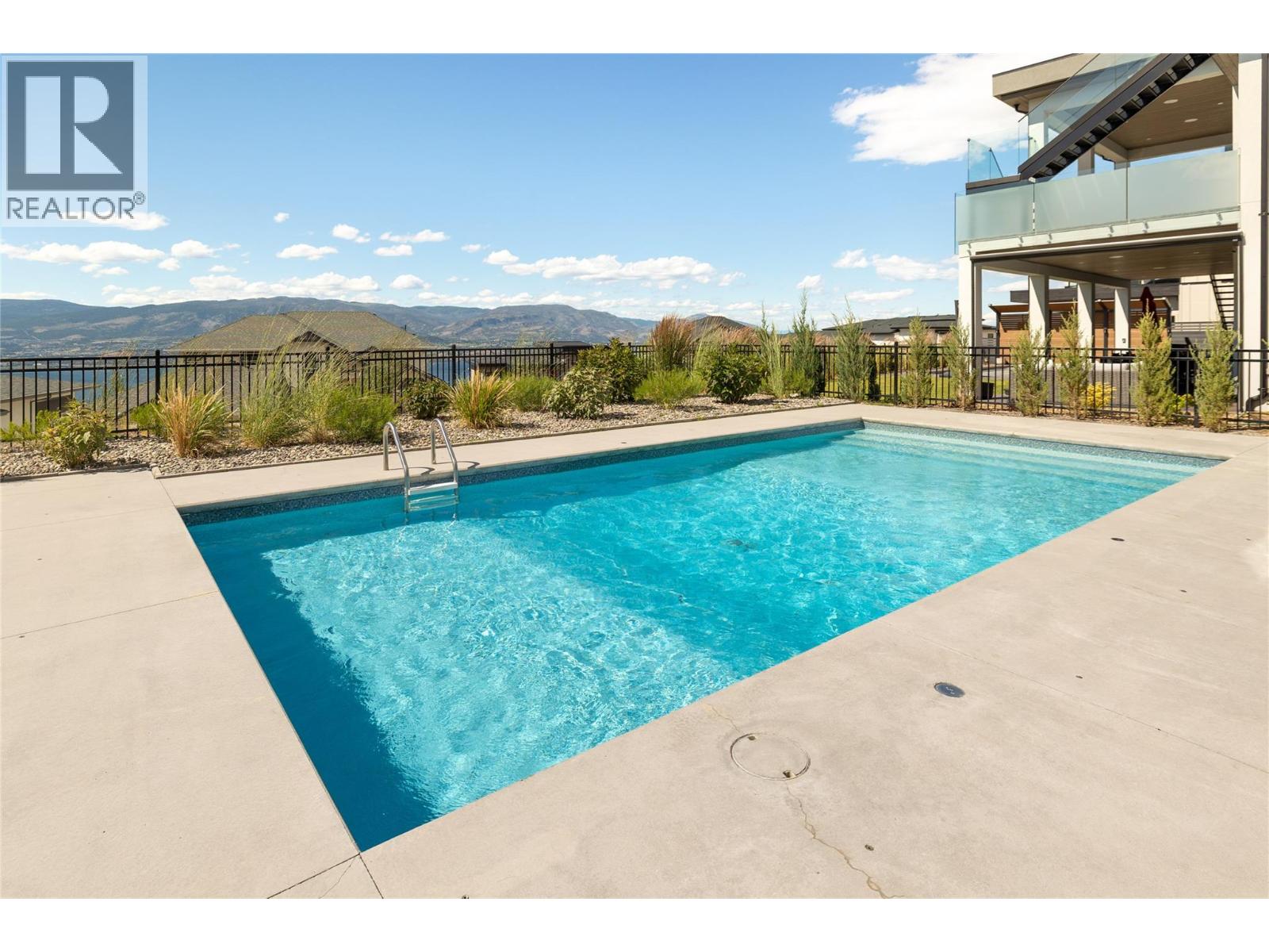 5552 Upper Mission Drive - Image 43