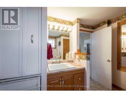 11438c Loyalist Parkway, Prince Edward County, ON K0K2T0 Photo 22