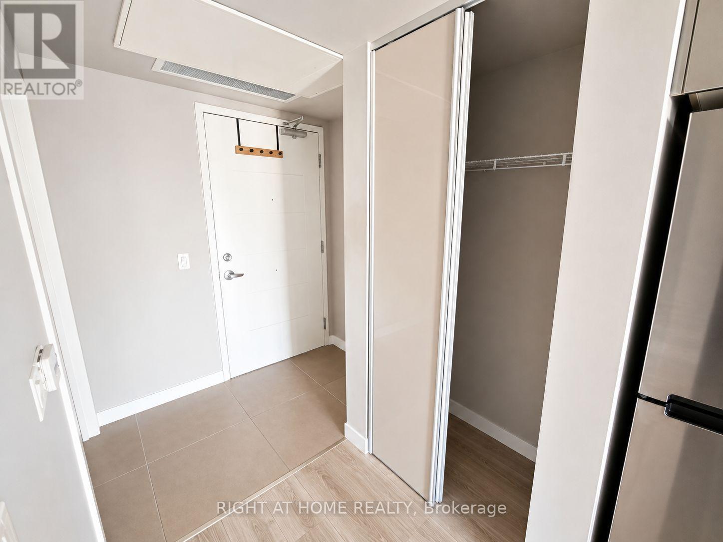 #713 250 ALBERT STREET - 13