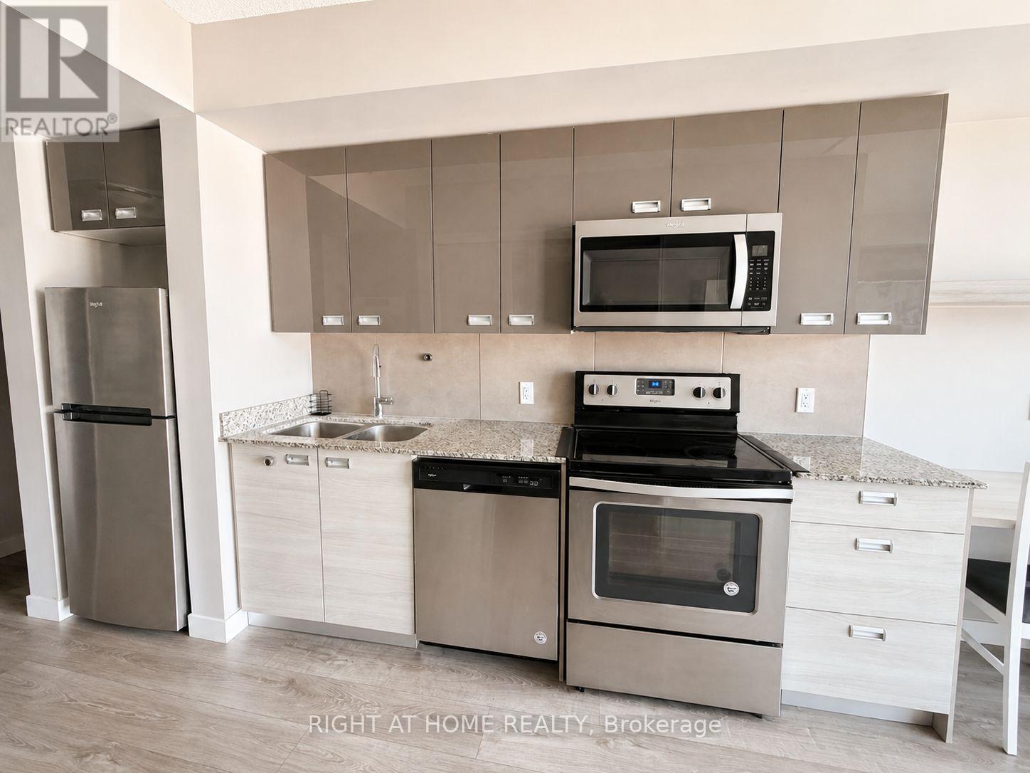 #713 250 ALBERT STREET - 5