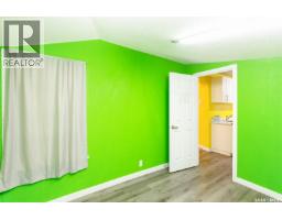 443 Lillooet Street W, Moose Jaw, SK S6H4Z4 Photo 9