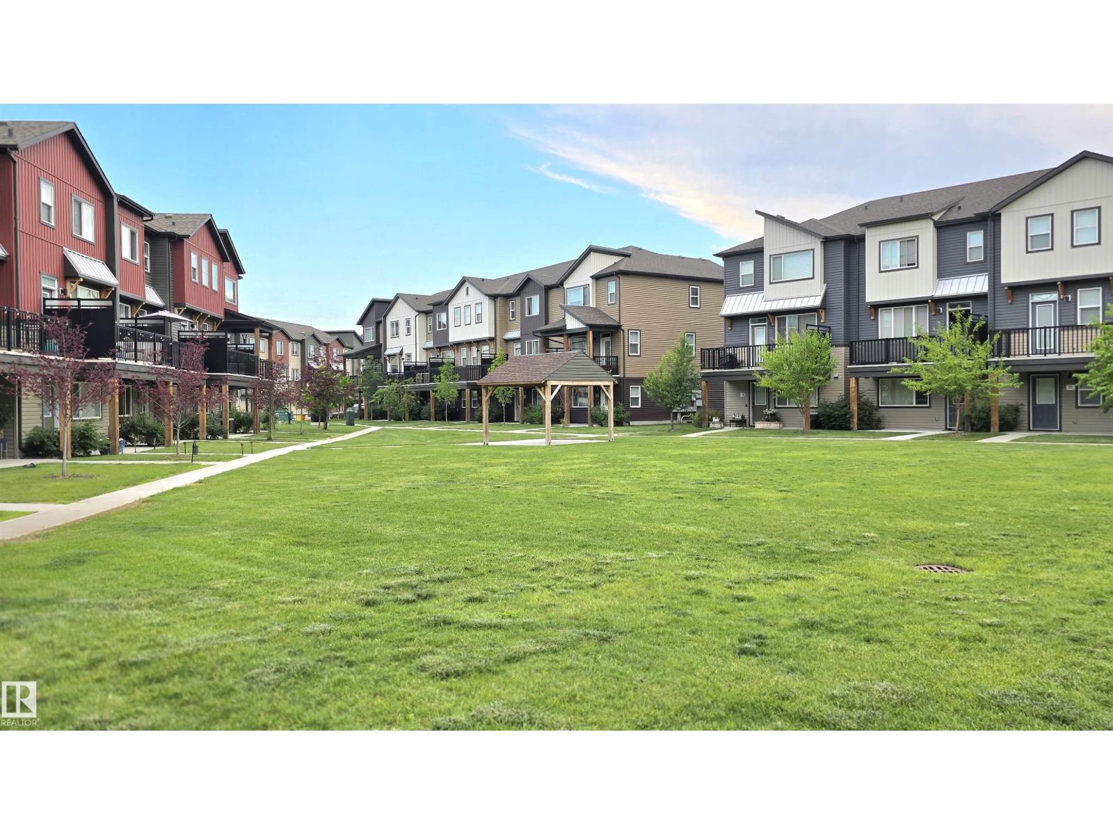 #92 16903 68 ST NW - 29