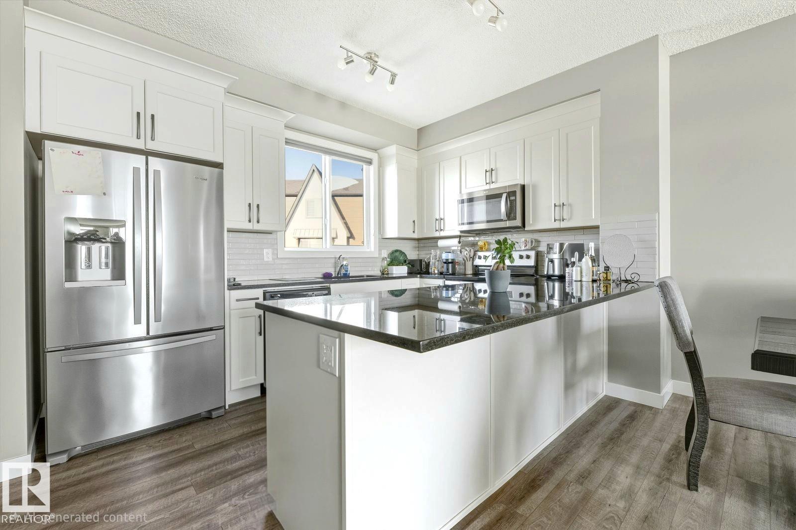 #92 16903 68 ST NW - 6