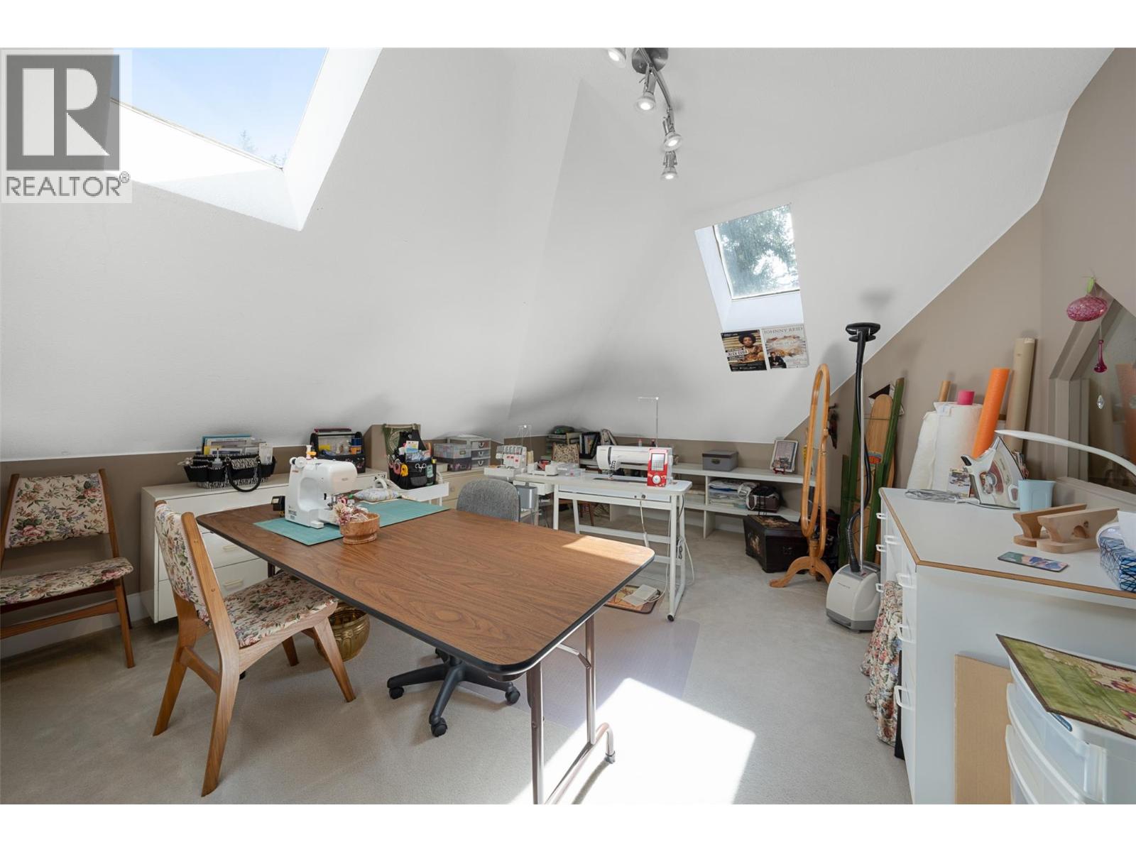 205 Merlin Court - 21