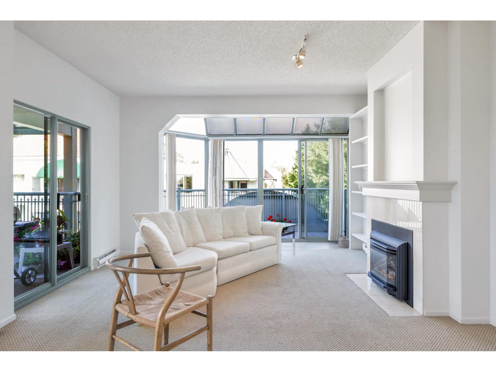 2 Bed, 2 Bath Apartment for Sale in Surrey – 402 1765 MARTIN DRIVE, Surrey – MLS# R3149896 - Image 7