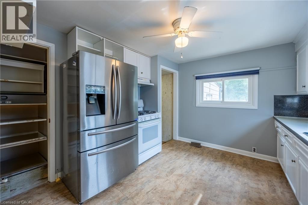82 SALISBURY Avenue - 5