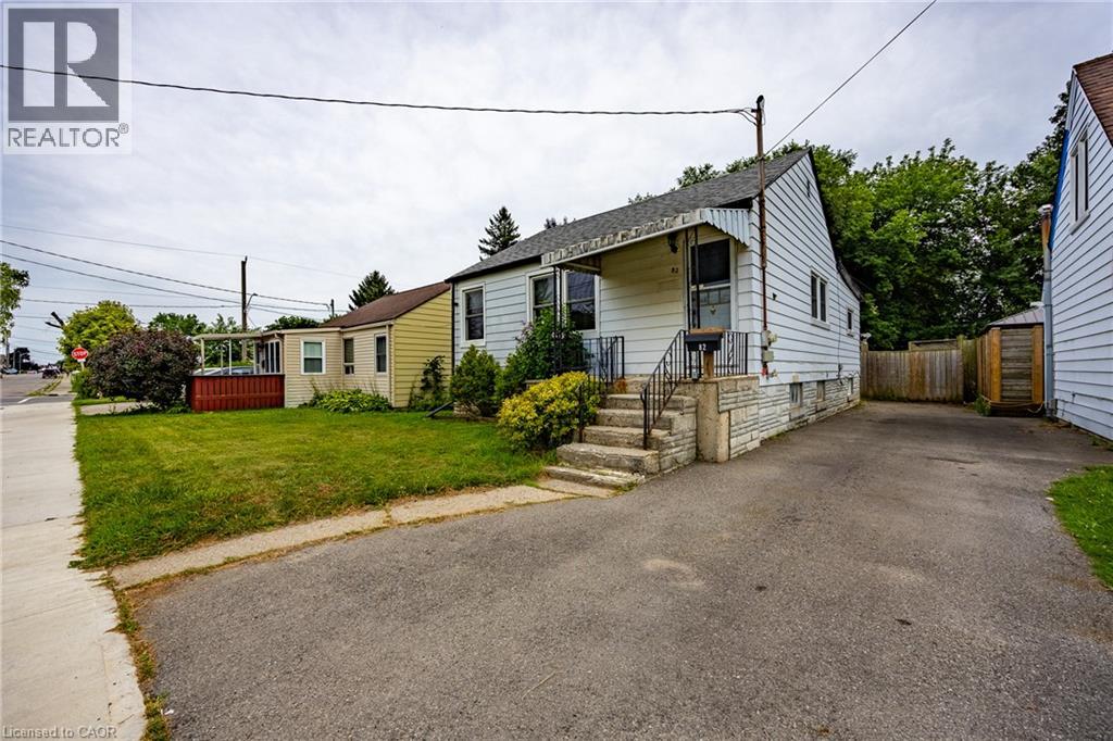 82 SALISBURY Avenue - 2