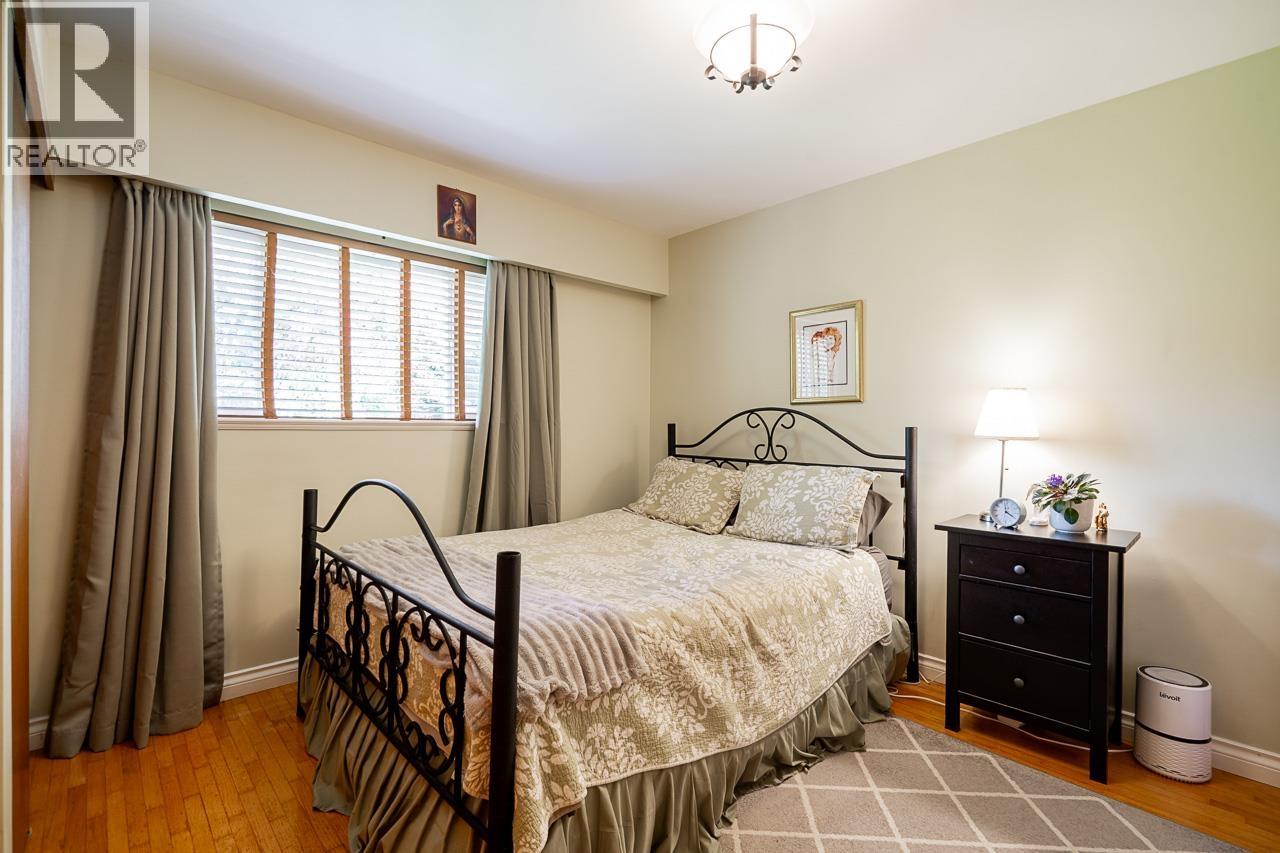 4 Bed, 2 Bath House for Sale in Coquitlam – 675 NEWPORT STREET, Coquitlam – MLS# R3152148 - Image 14