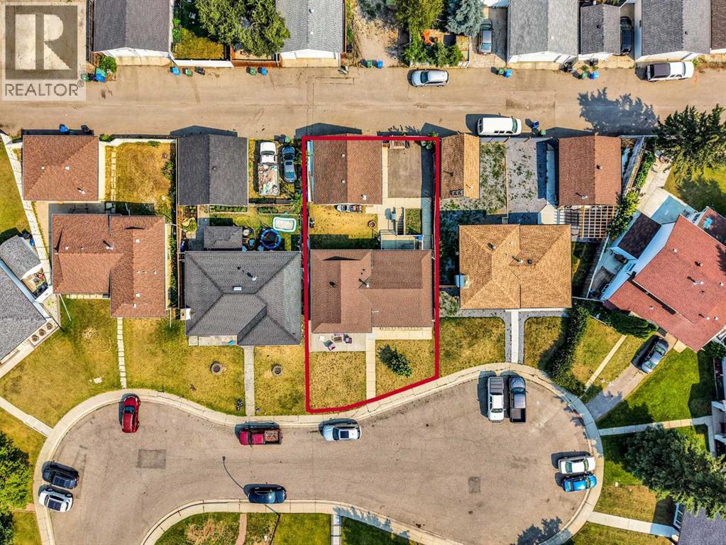 212 Pinetree Place NE - 42