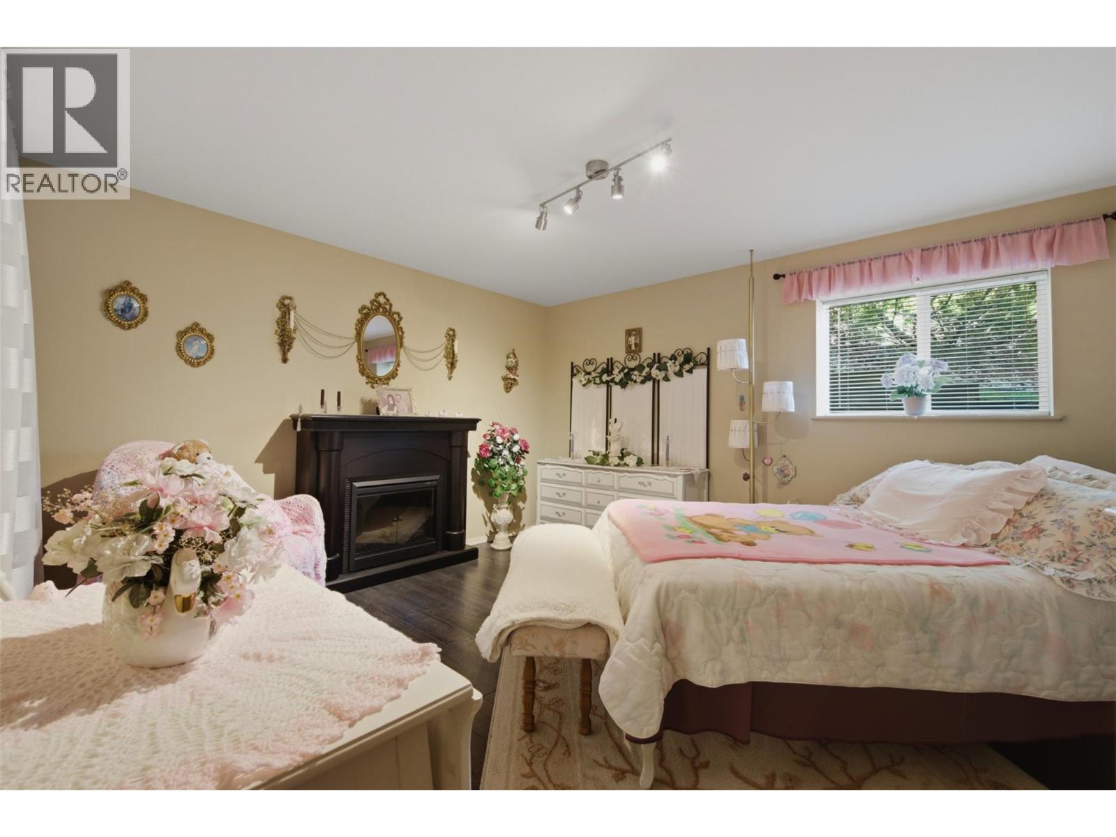 #41 2675 Pine Avenue - 12