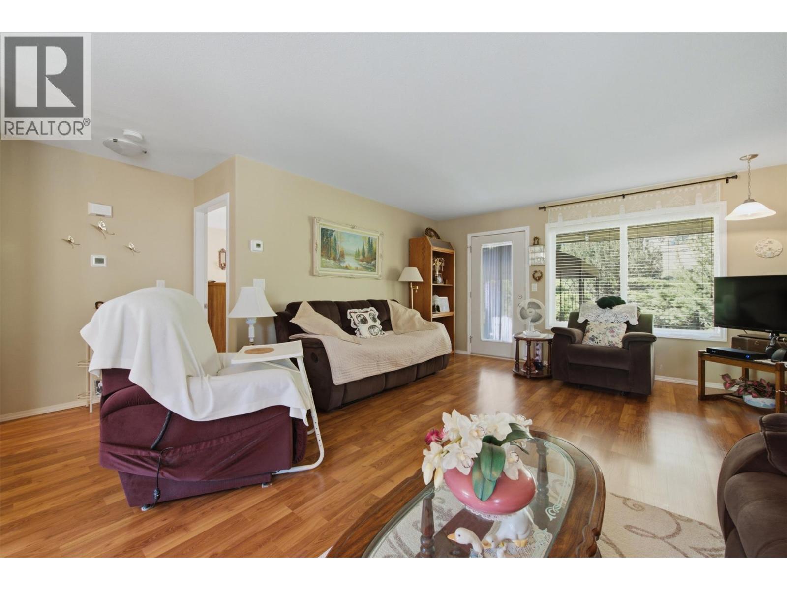 #41 2675 Pine Avenue - Image 19