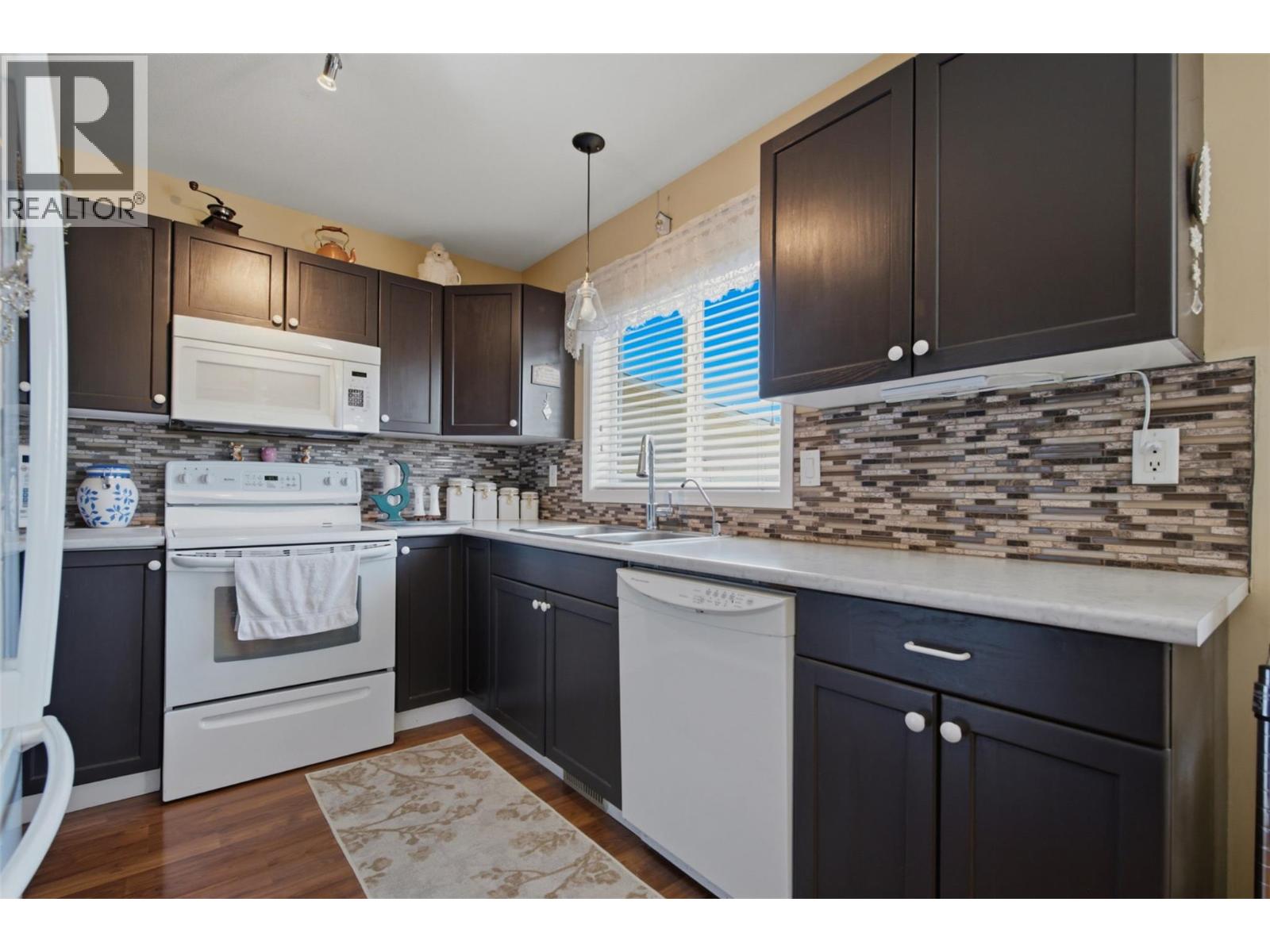 #41 2675 Pine Avenue - Image 27