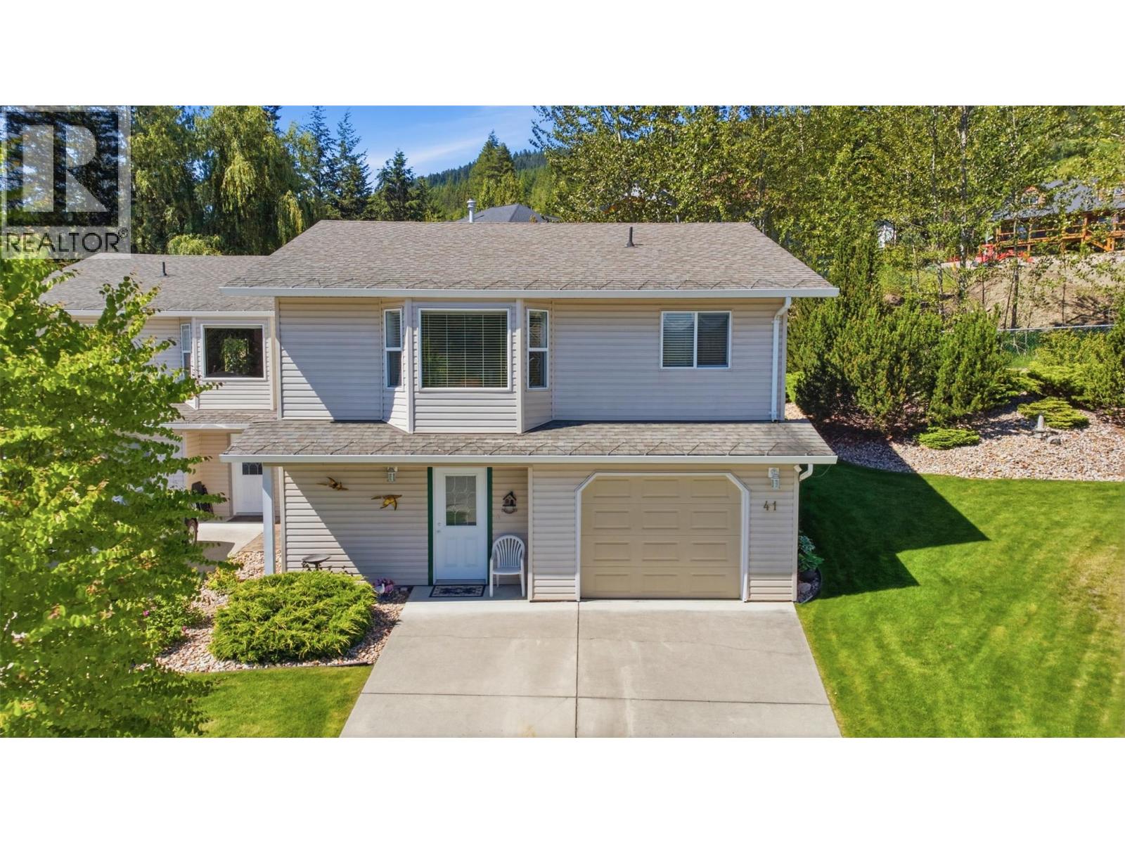 #41 2675 Pine Avenue - 3