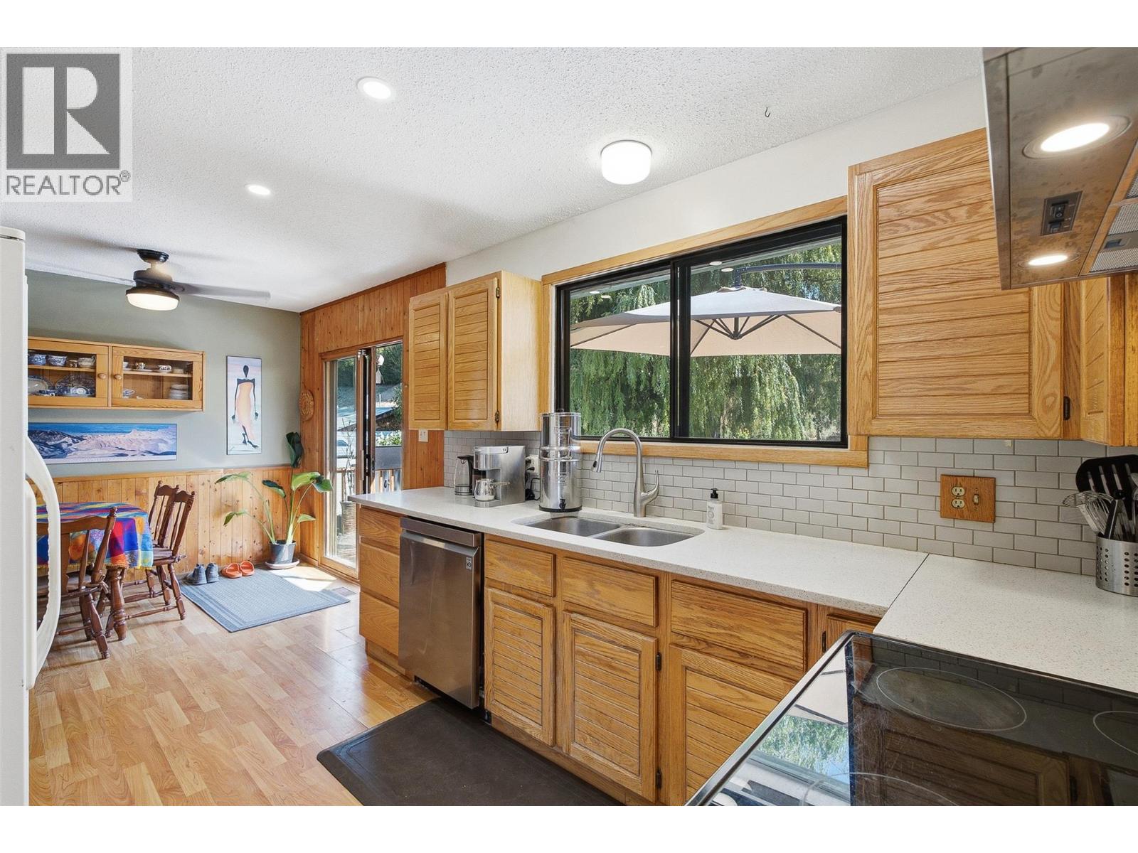 2813 Cranna Crescent - Image 24