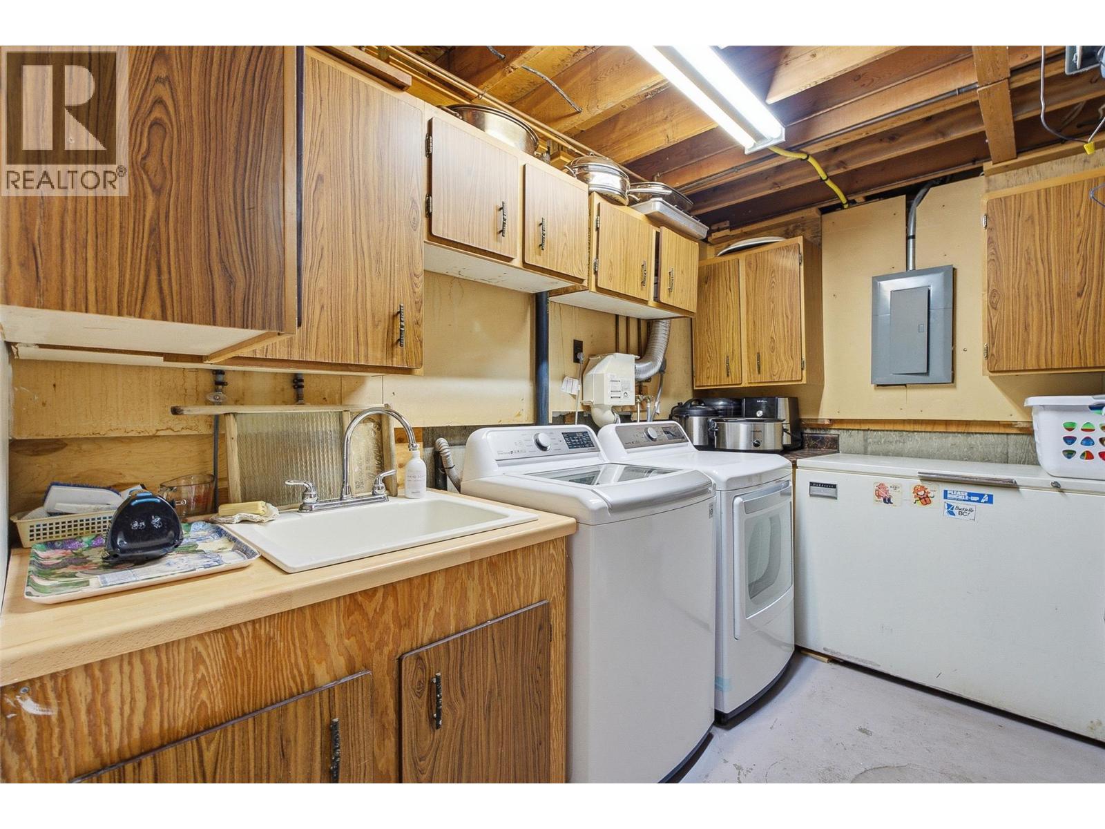 2813 Cranna Crescent - 44