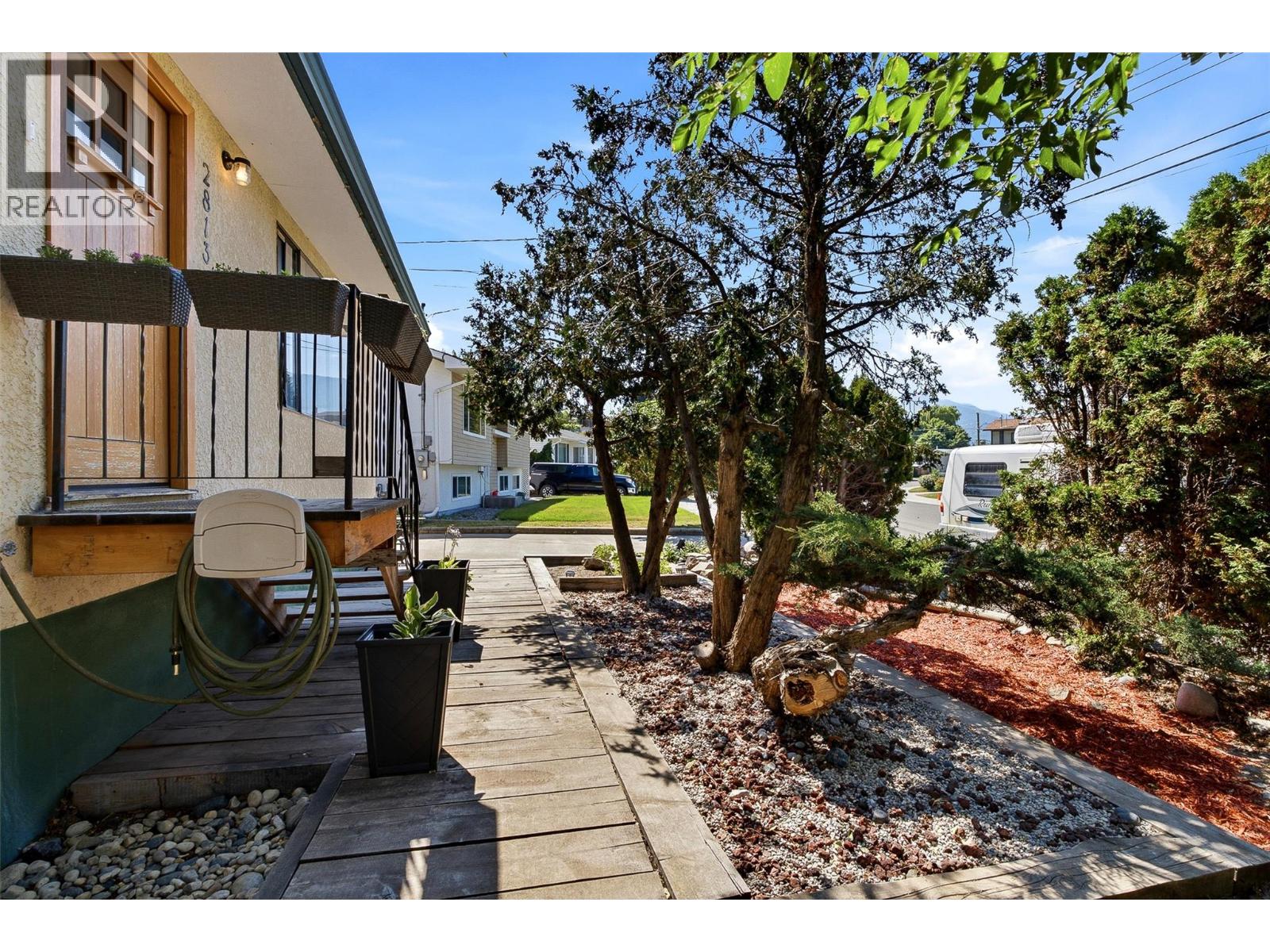 2813 Cranna Crescent - 82