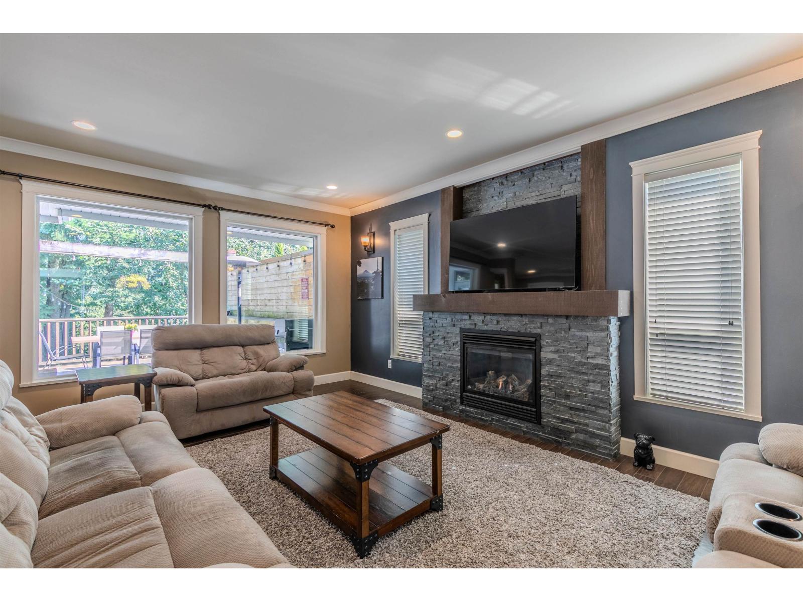 6 Bed, 4 Bath House for Sale in Mission – 35159 MCEWEN AVENUE, Mission – MLS# R3152344 - Image 10
