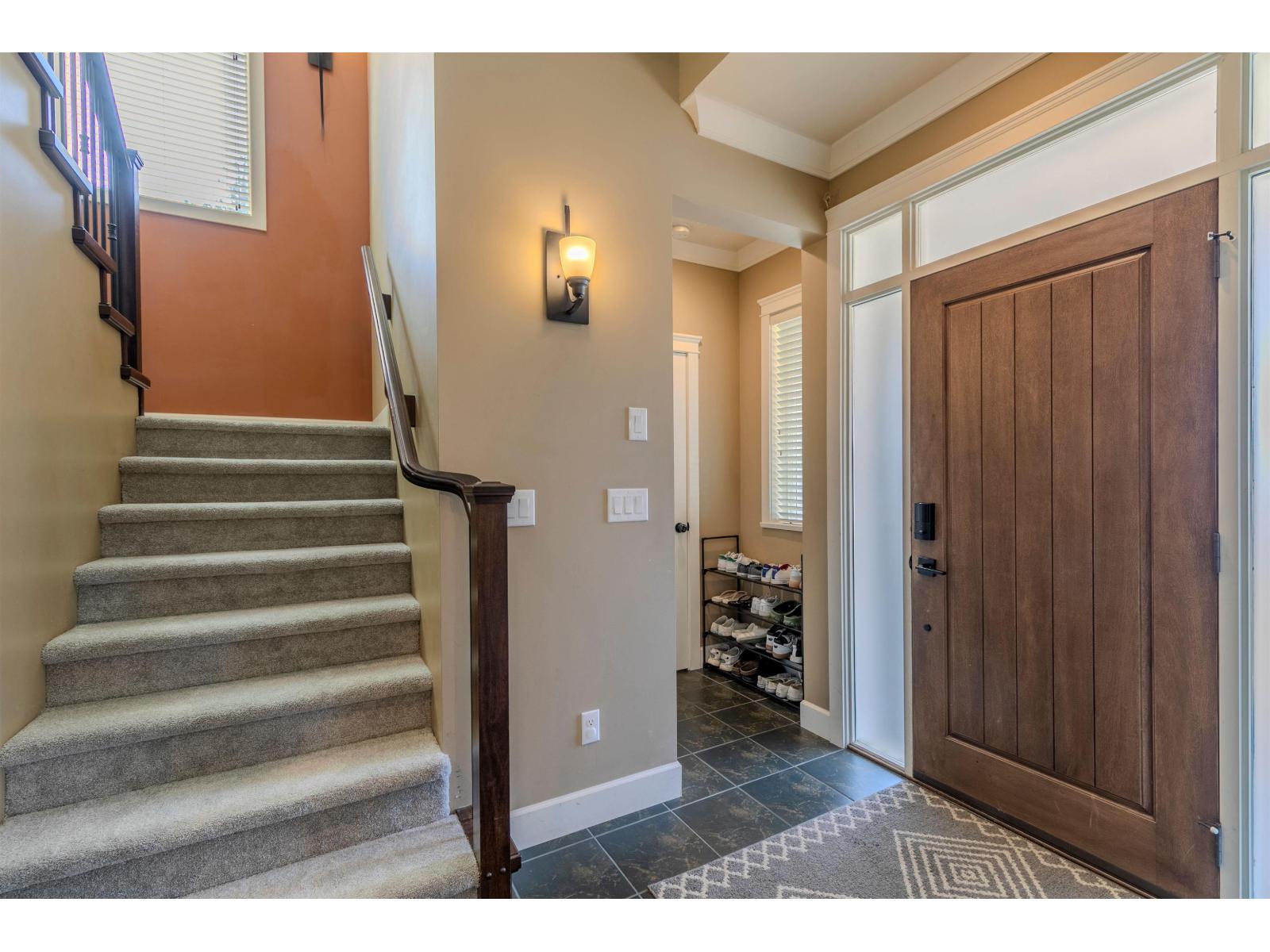 6 Bed, 4 Bath House for Sale in Mission – 35159 MCEWEN AVENUE, Mission – MLS# R3152344 - Image 6