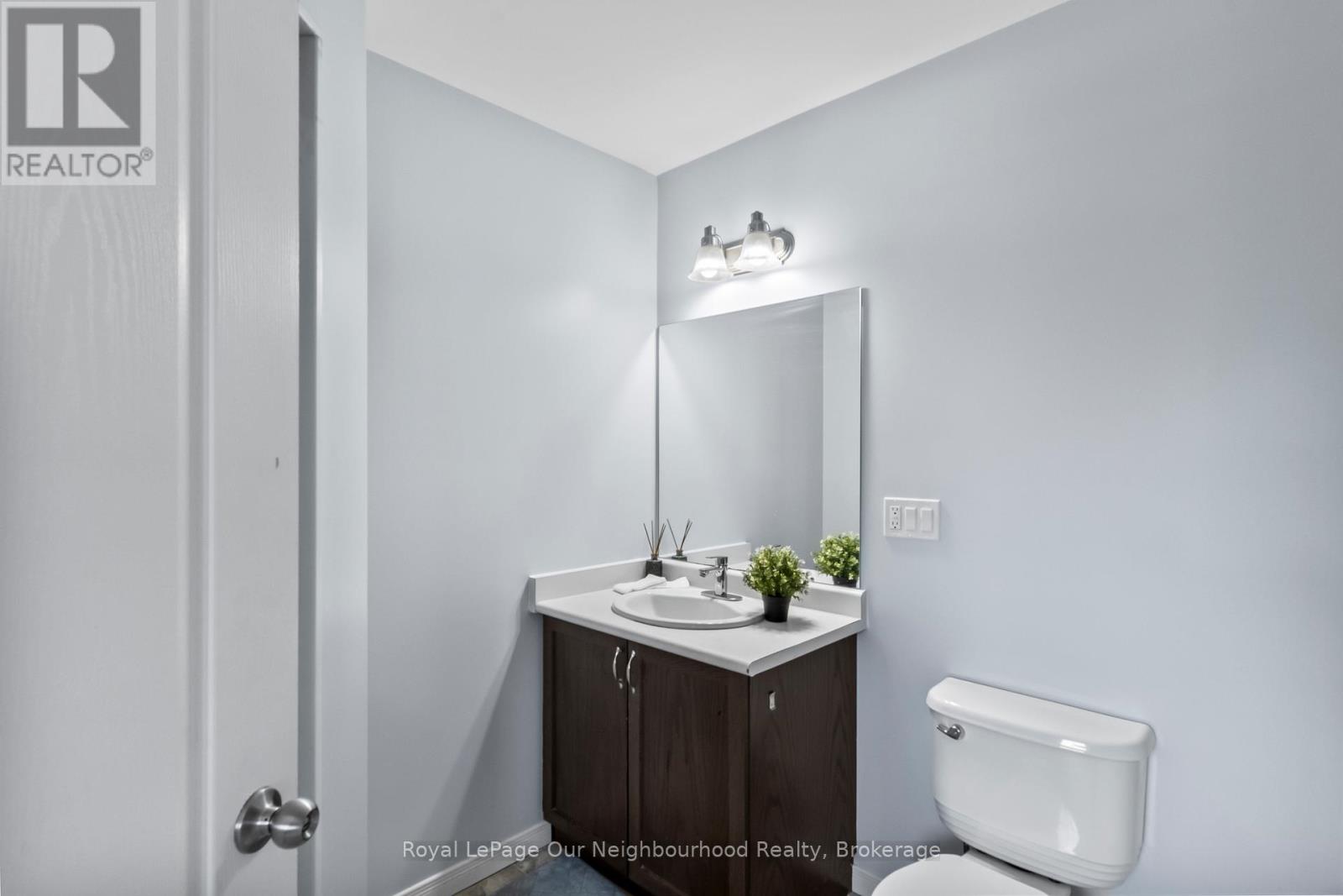 270 LOUDEN TERRACE - 14
