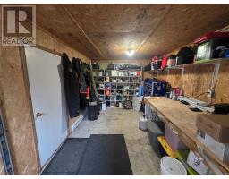 107 Burry Avenue thumbnail 37