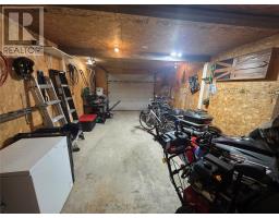 107 Burry Avenue thumbnail 35