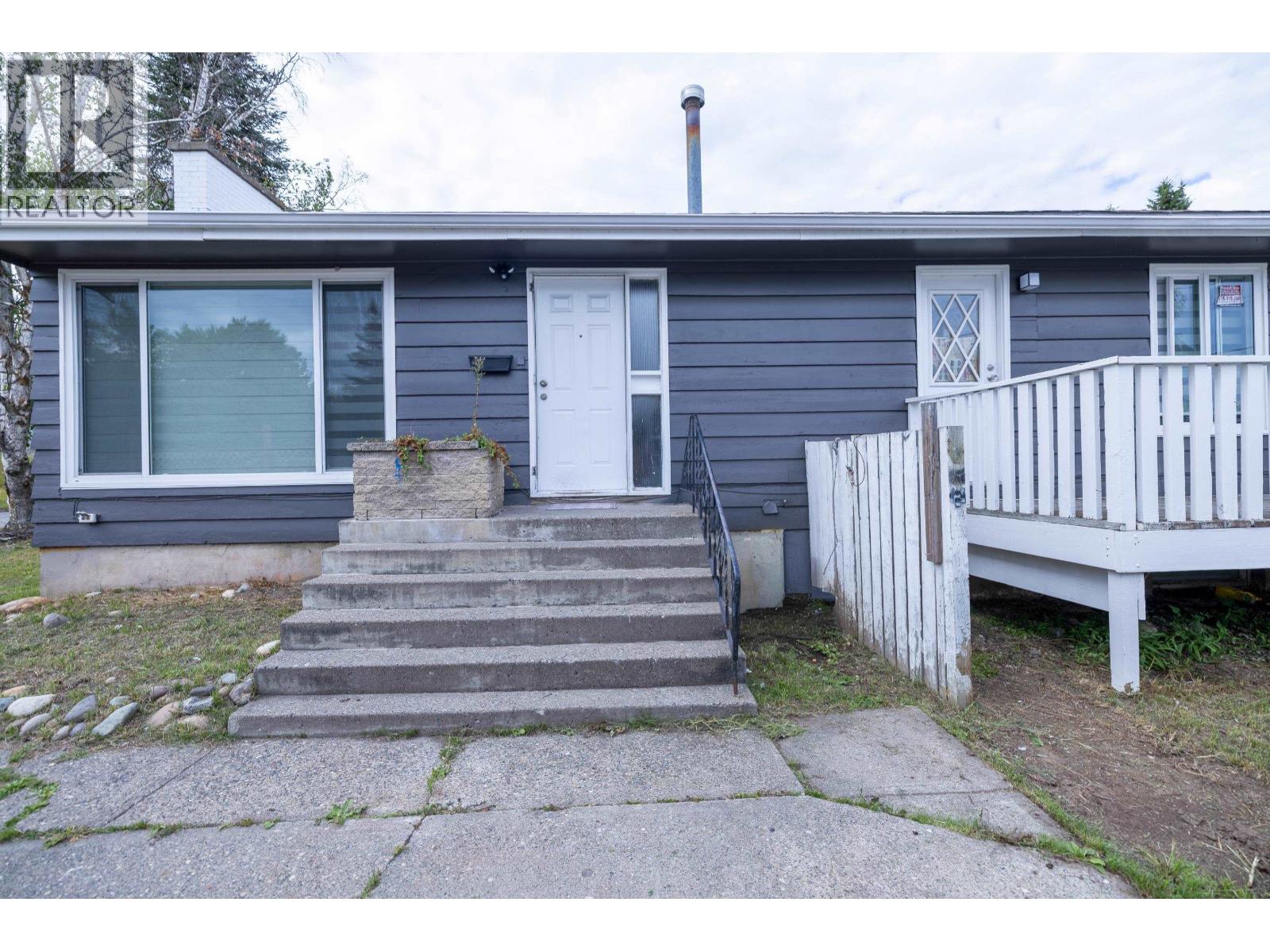 Kitchen of 242 S LYON STREET · Prince George, BC