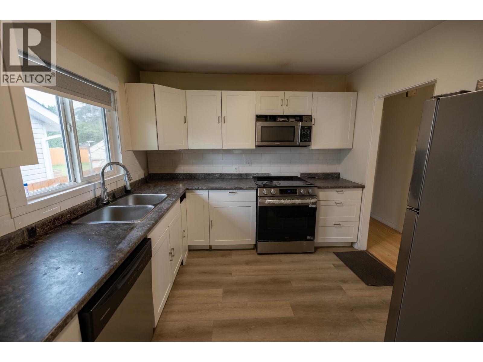 Dining room of 242 S LYON STREET · Prince George, BC