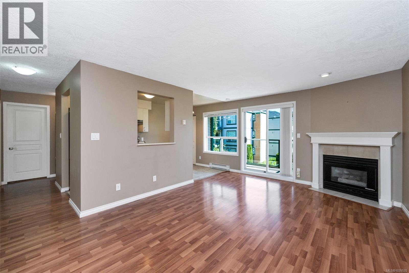 #211 898 Vernon Ave - 10