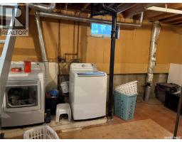 912 Larson Crescent, Eston, SK S0L1A0 Photo 16