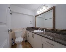 17396 62a Avenue, Surrey, BC V3S5J1 Photo 38