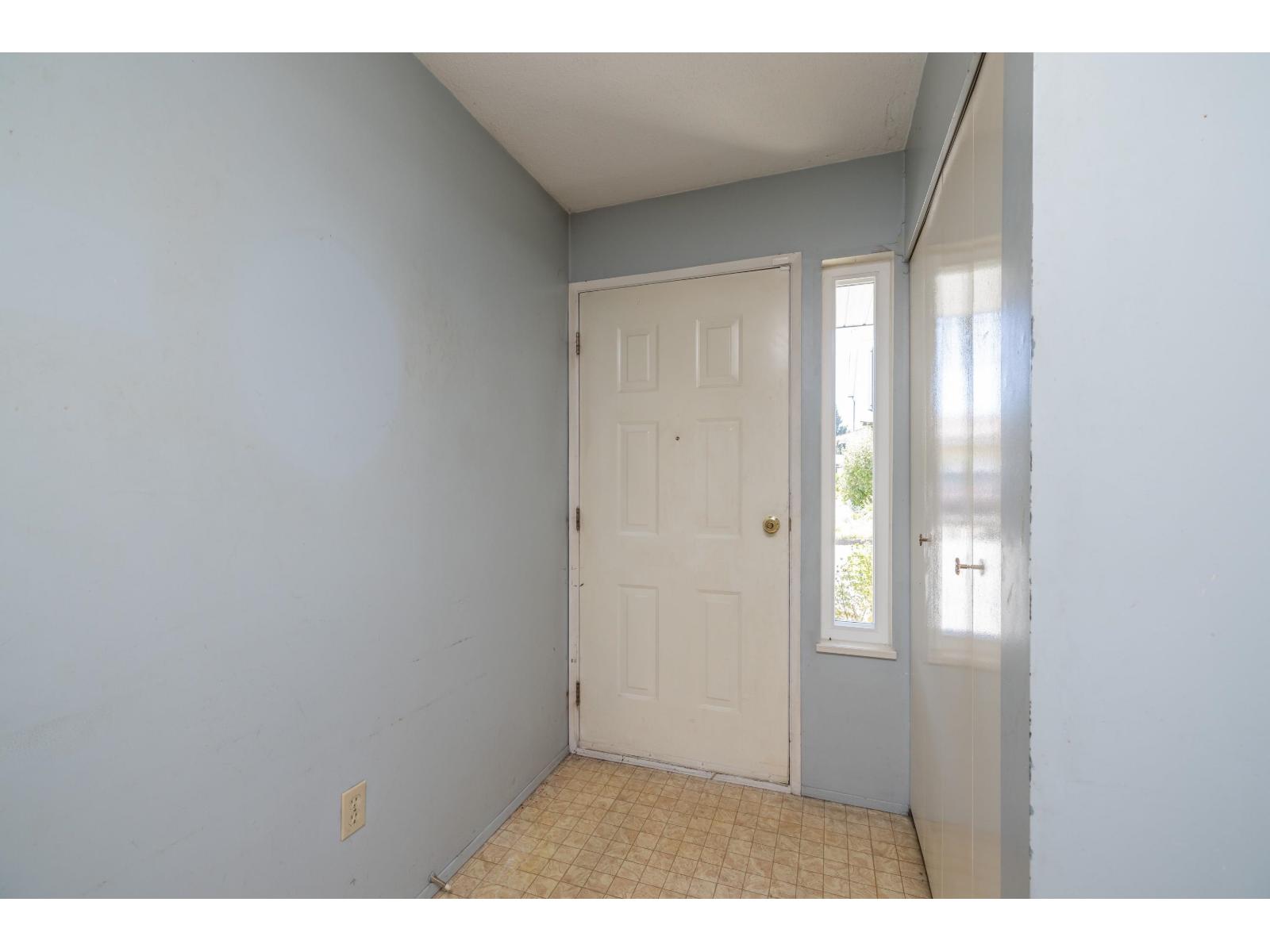 3 Bed, 3 Bath House for Sale in Langley – 50 27272 32 AVENUE, Langley – MLS# R3151982 - Image 6