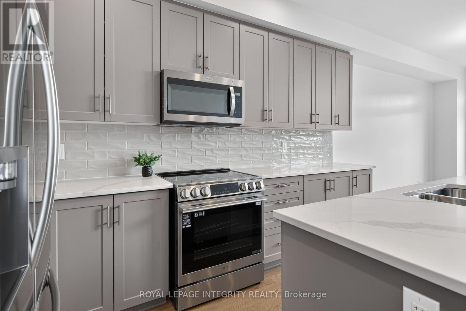 3 Bed, 3 Bath House for Rent in Ottawa – 1132 SPOOR STREET, Ottawa – MLS# X13636162 - Image 10