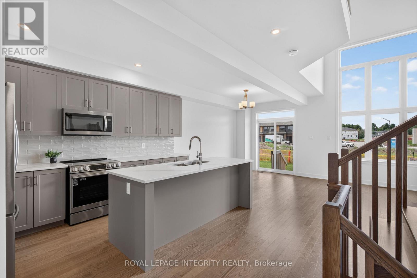 3 Bed, 3 Bath House for Rent in Ottawa – 1132 SPOOR STREET, Ottawa – MLS# X13636162 - Image 6