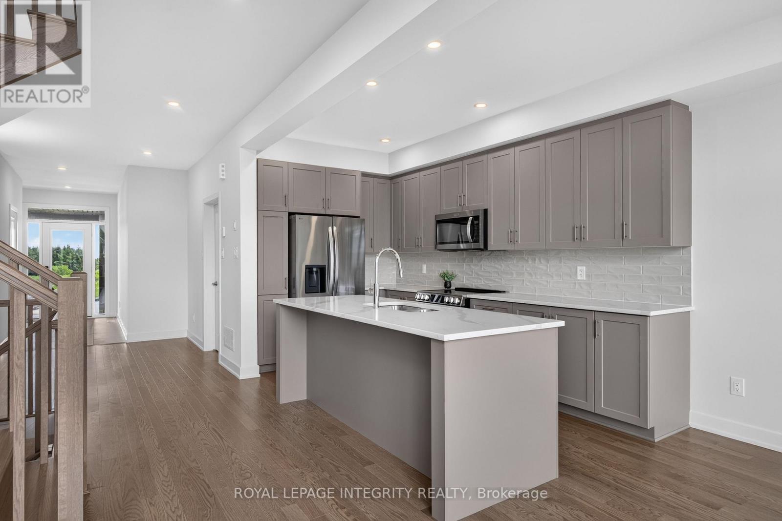 3 Bed, 3 Bath House for Rent in Ottawa – 1132 SPOOR STREET, Ottawa – MLS# X13636162 - Image 7