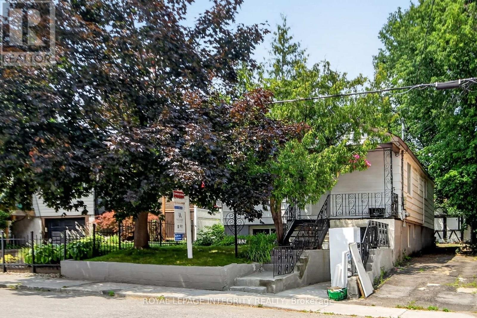 6 Bed, 2 Bath Multi-Family for Sale in Ottawa – 173 GENEST STREET, Ottawa – MLS# X13636198 - Image 6