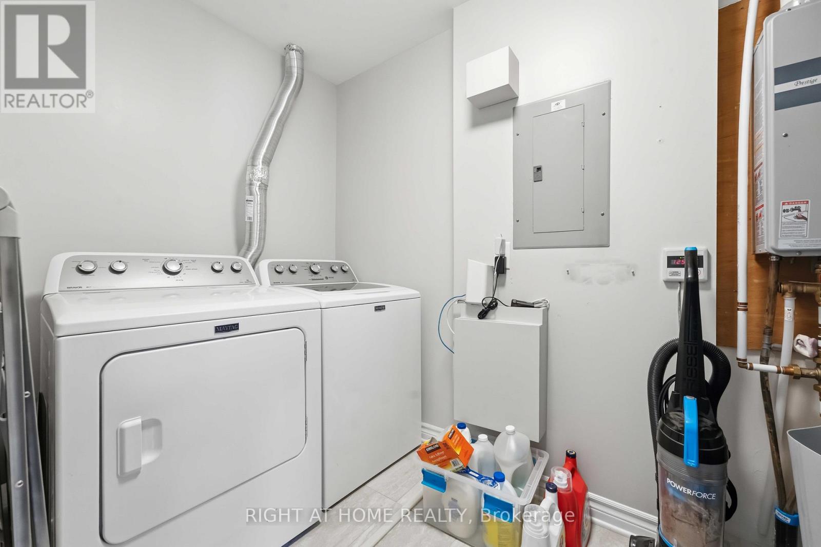 2 Bed, 2 Bath House for Sale in Ottawa – 98 – 264 PEMBINA PRIVATE, Ottawa – MLS# X13636214 - Image 18
