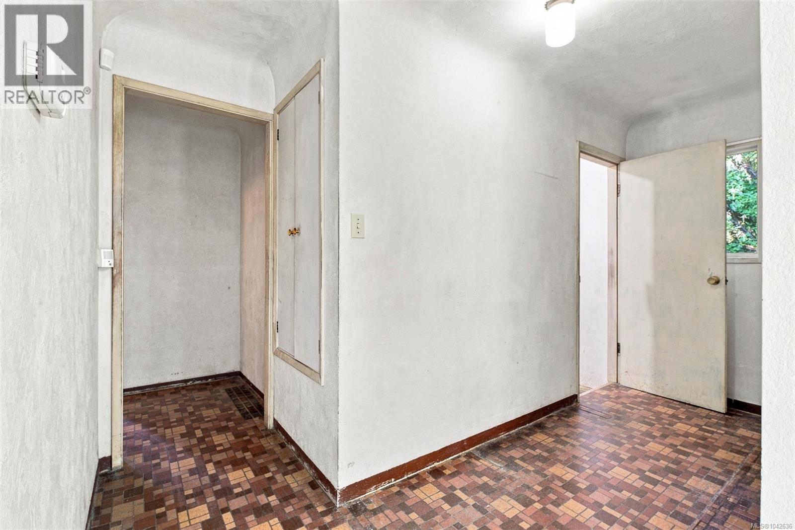 950 Dunn Ave - 30