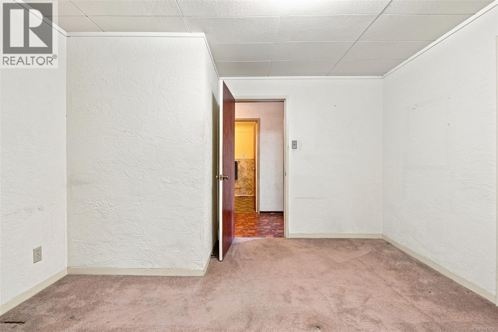 950 Dunn Ave - Image 26
