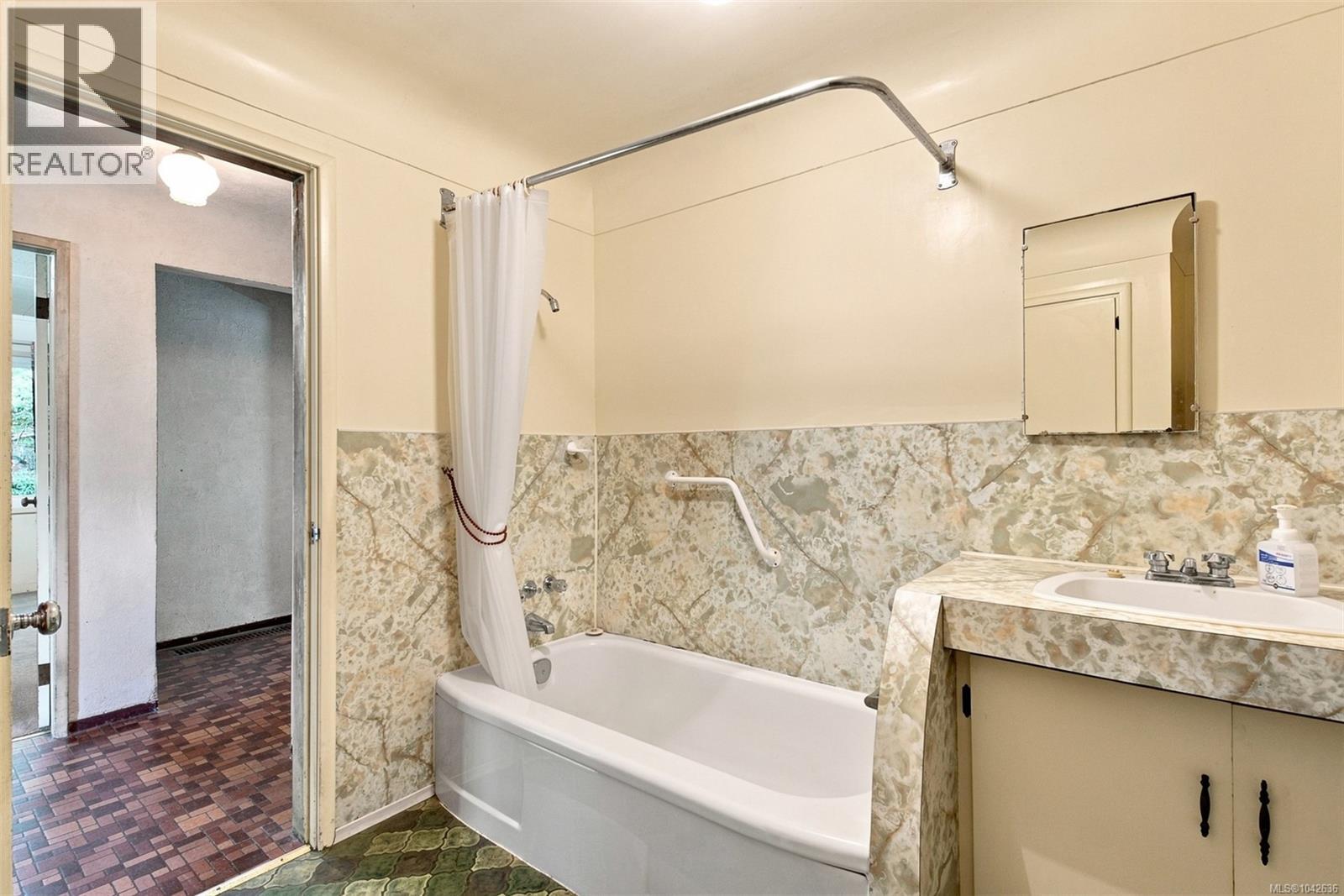 950 Dunn Ave - 19