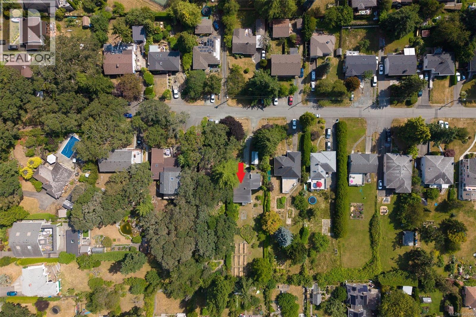 950 Dunn Ave - Image 39