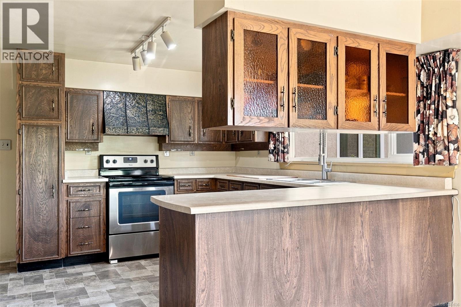 950 Dunn Ave - 5
