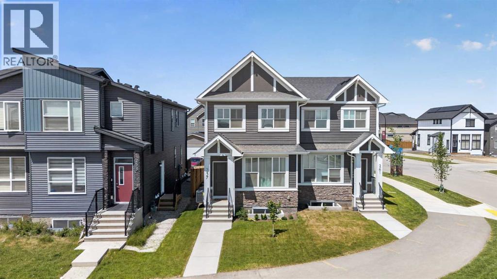 257 Edith Green NW