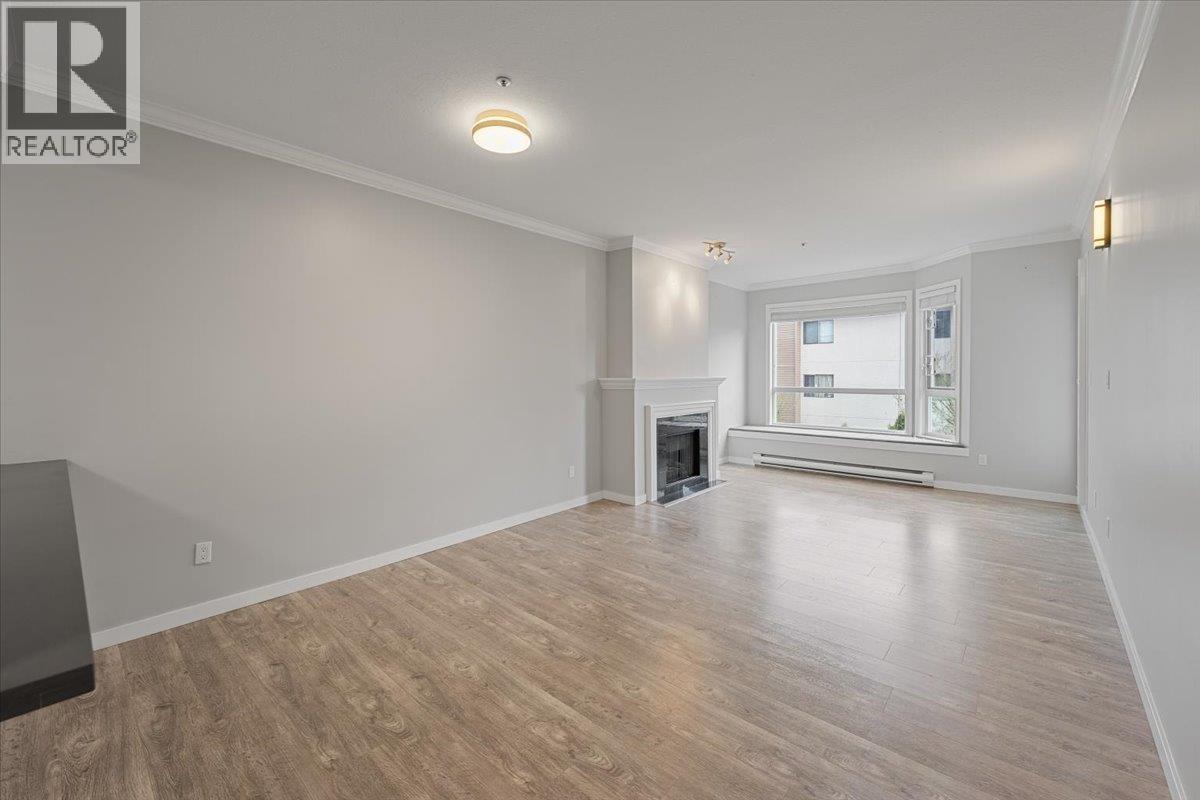 #204-8680 LANSDOWNE Road, Richmond