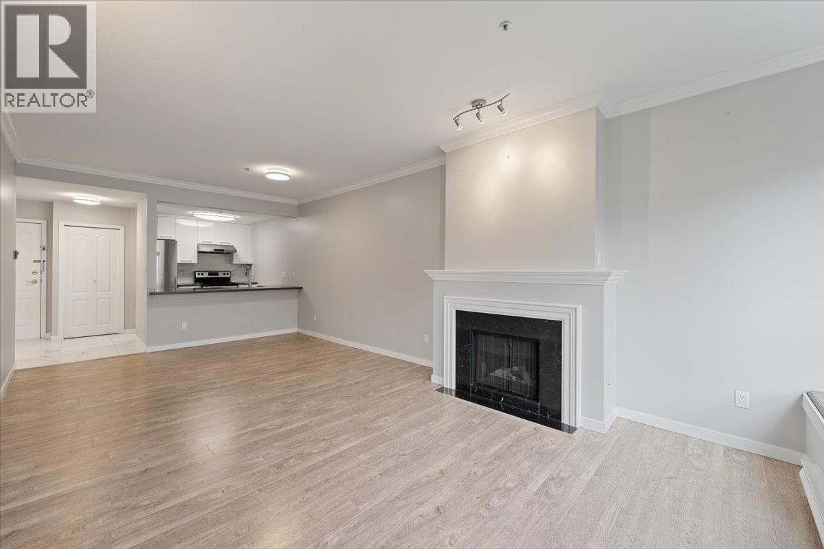 #204-8680 LANSDOWNE Road, Richmond